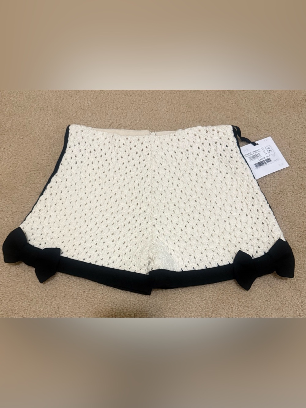 NWT! RED Valentino Cream Crochet Shorts with Black Bow Detail - XS